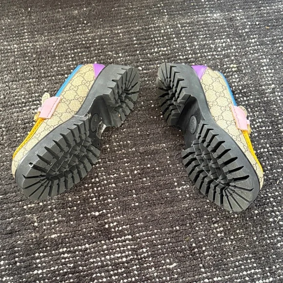 Gucci Multicolor Flats with Gold Accents - Picture 5 of 7